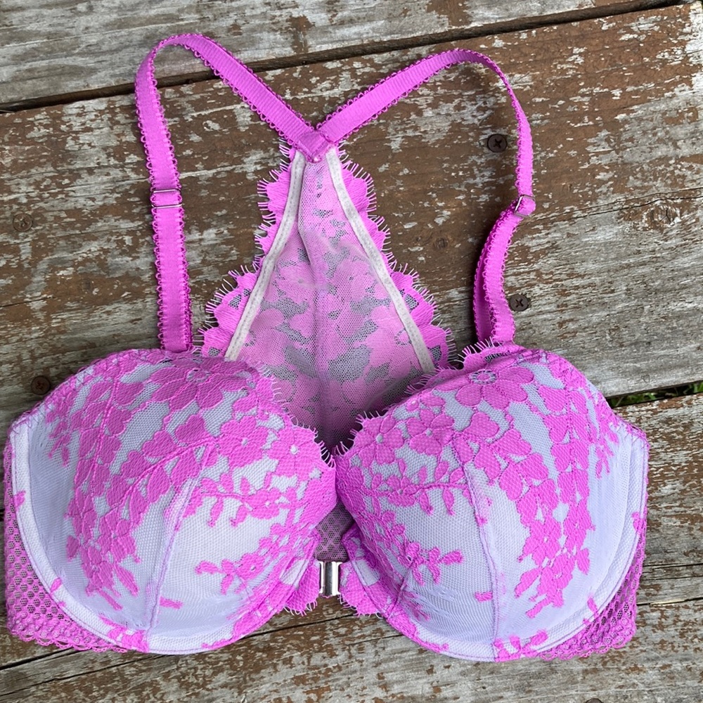 Like new! Victorias Secret Lace Racerback Dream Angels Lined Demi Bra